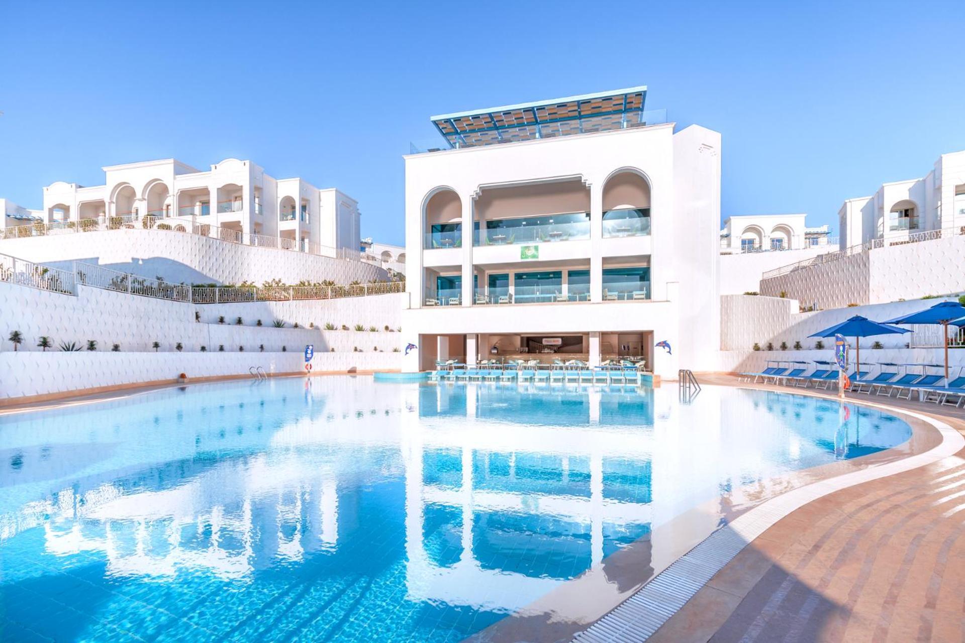 Pickalbatros Palace Sharm - "Aqua Park" Exterior foto The resort's main pool